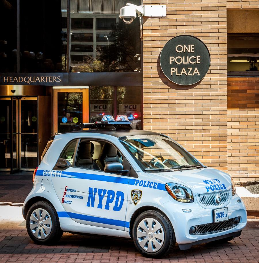  Smart ForTwo Coupe Police 2016 года  (фото 4 из 4)